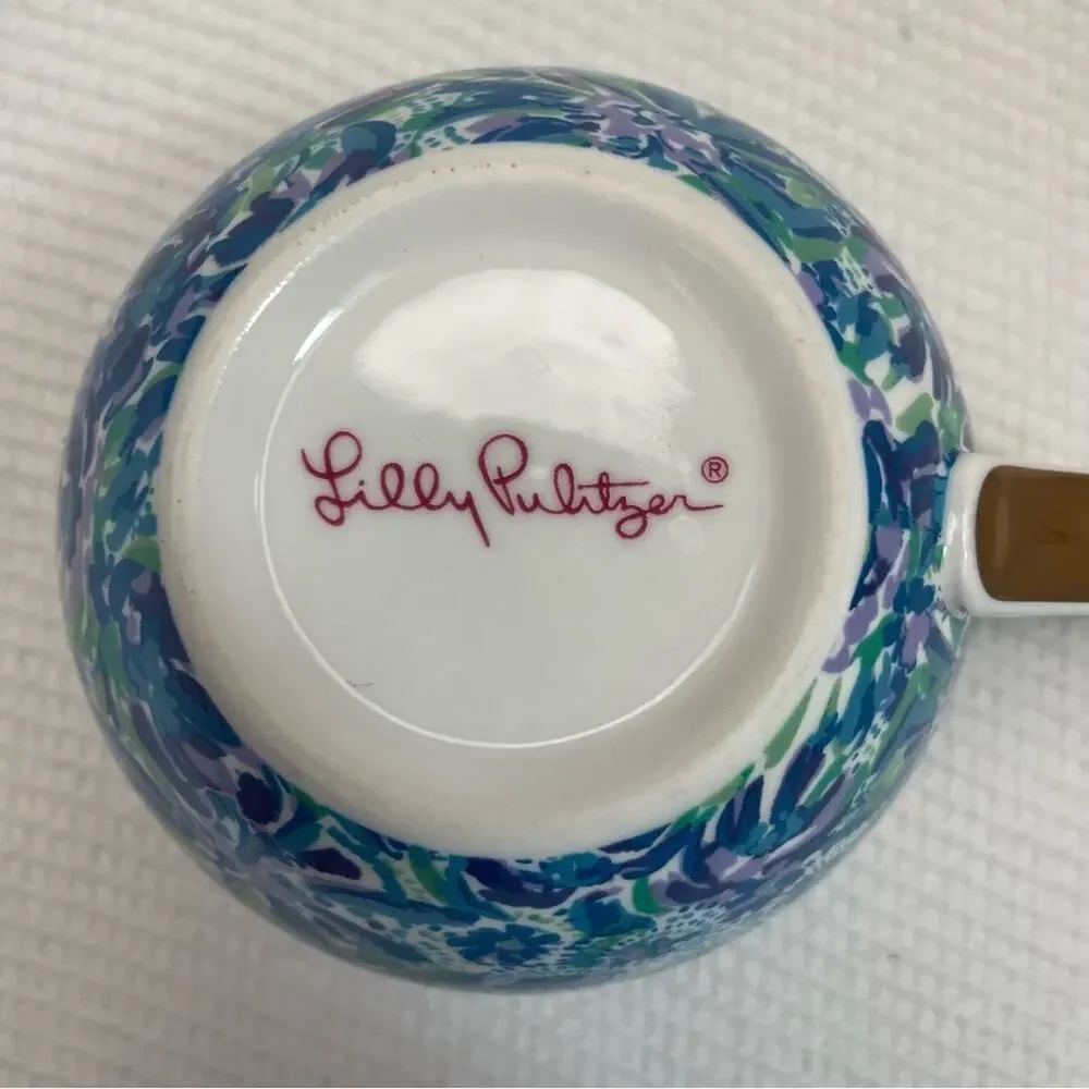 🎉HP🎉 LILLY PULITZER Blue Lion Around Ceramic Floral Coffee Tea Mug